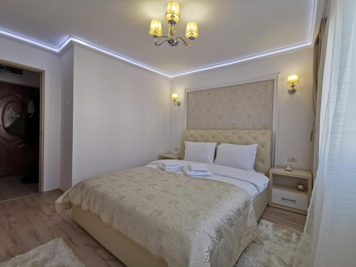 Apartament Gold Luxury Tirgu Ocna Exterior photo